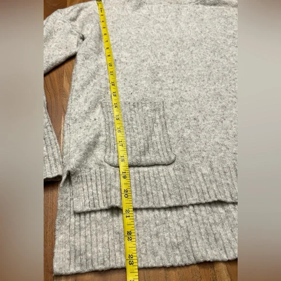 Cynthia Rowley Turtleneck Speckled Sweater - Picture 13 of 16